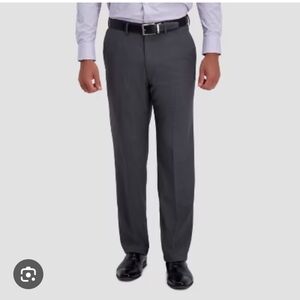 33 X 30 Haggar H26 Men's Stretch Straight Fit Pants ~ Gray